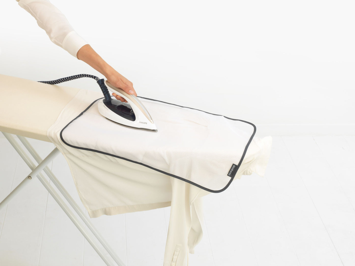 Protective Ironing Cloth - White / Grey