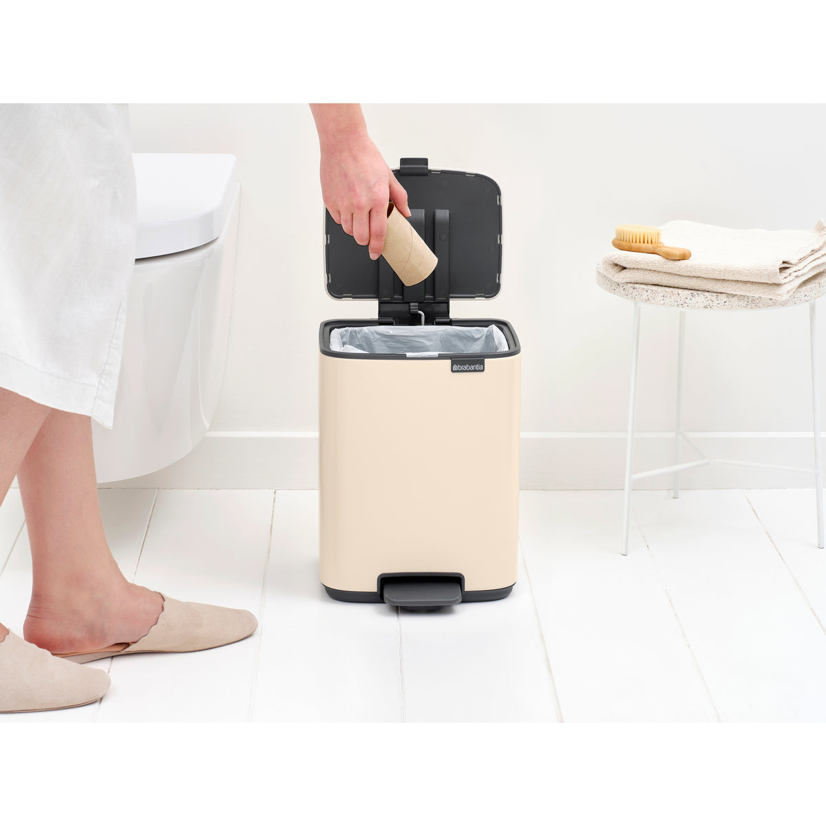 Bo Pedal Bin 7 Litre - Soft Beige
