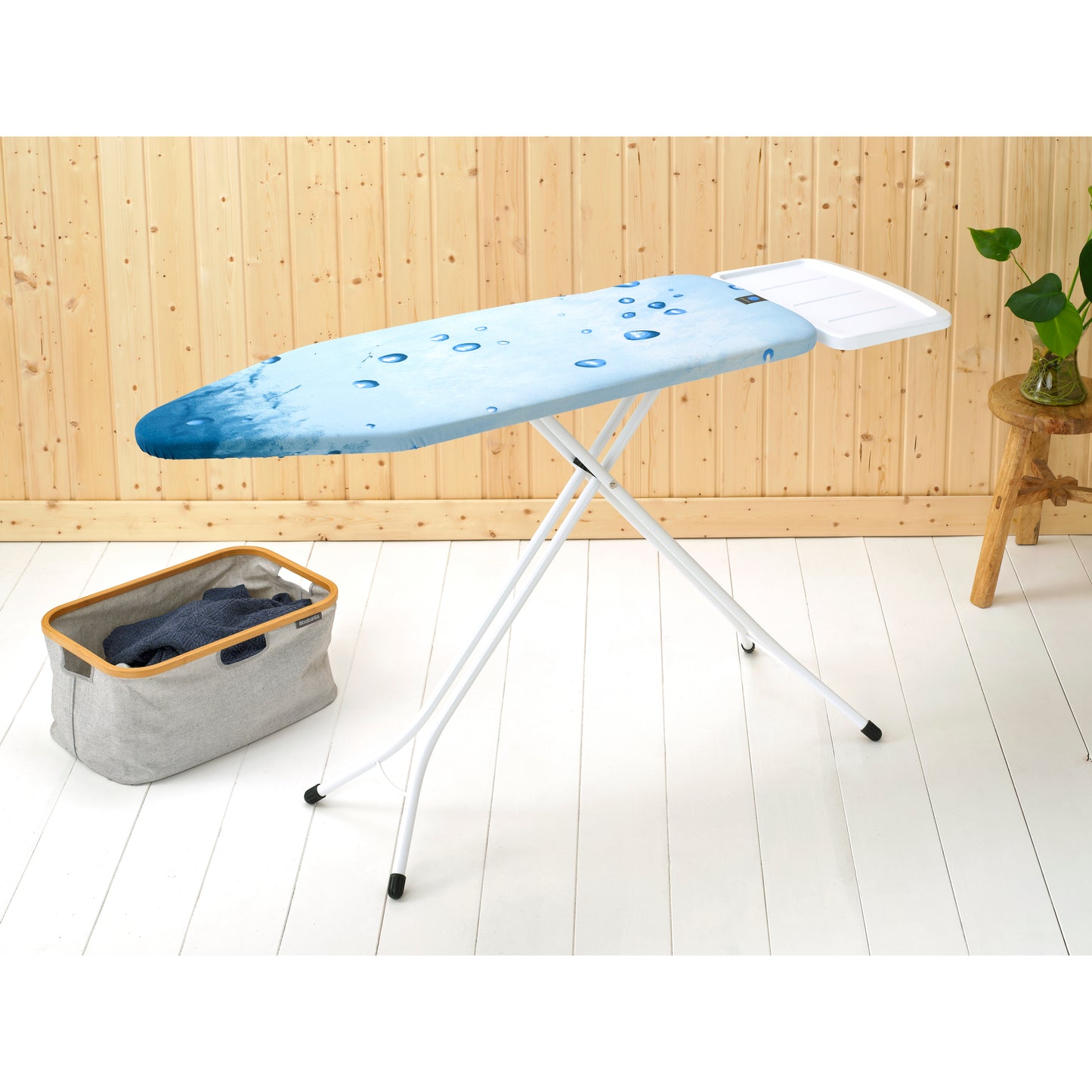 Ironing Board C, 124x45 cm, Solid Steam Unit Holder - Ice Water