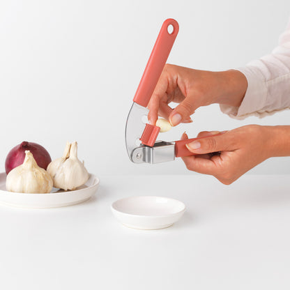 Tasty+ Garlic Press - Terracotta Pink