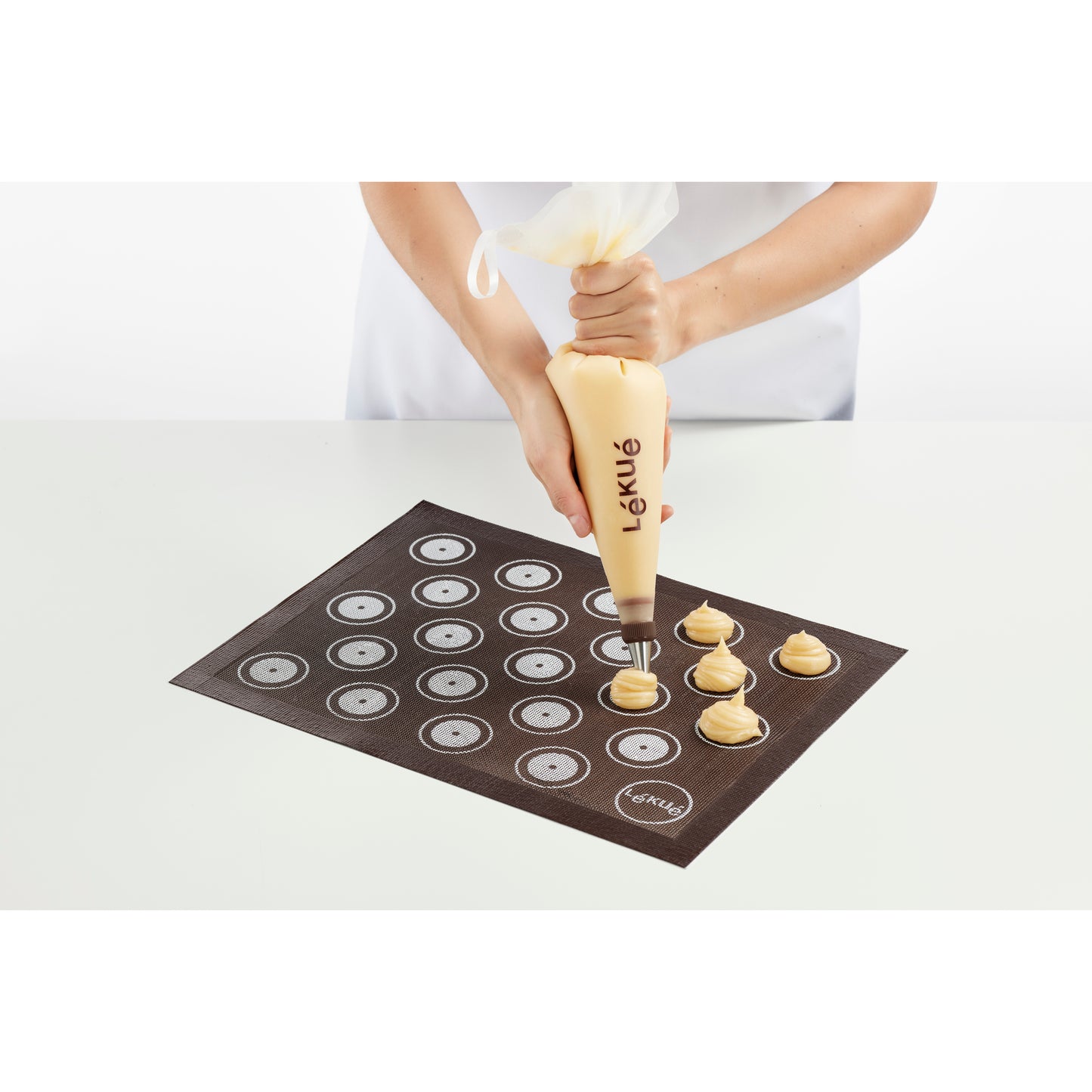 Reusable Piping Bag Set with 3 Nozzles - Transparent