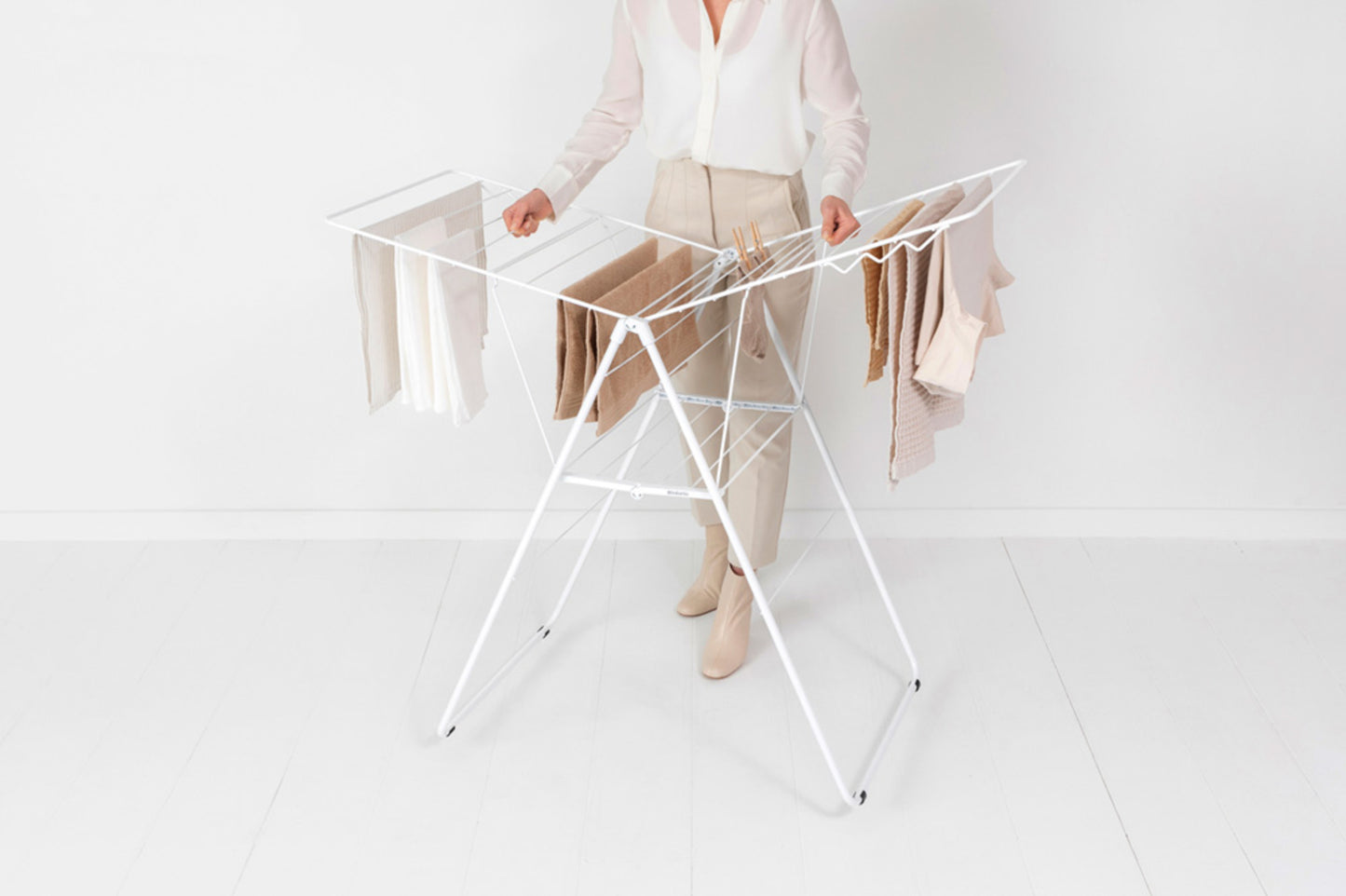 Hangon Drying Rack 20 metres Fresh White