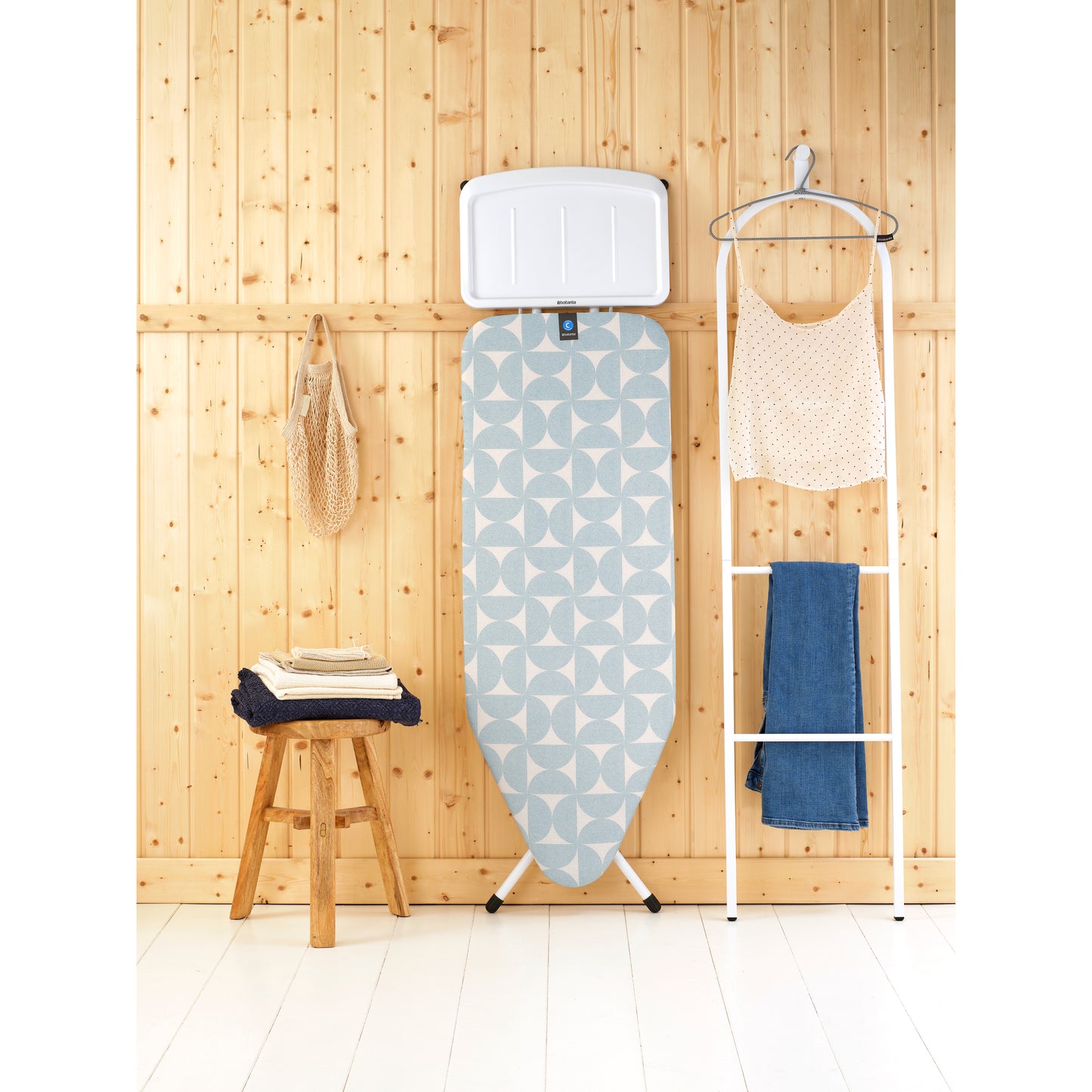 Ironing Board C 124x45 cm Solid Steam Unit Holder - Fresh Breeze