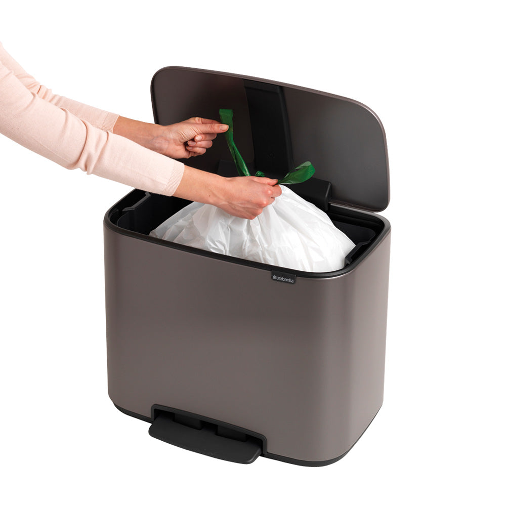 Bo Pedal Bin 36 litre - Platinum