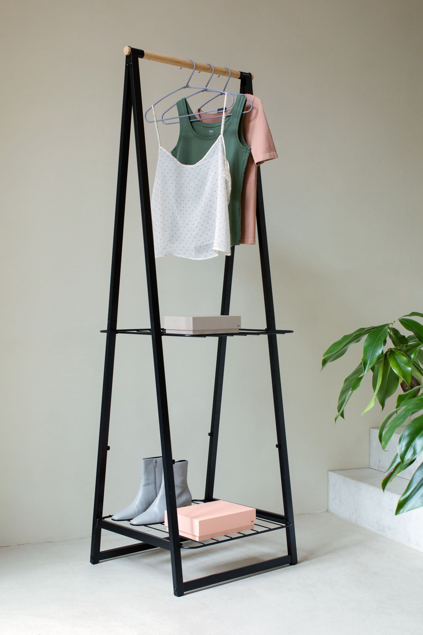 Soft Touch Hangers, Set of 3 - Black / White