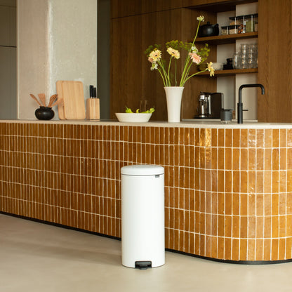 Pedal Bin NewIcon 30 Litre - White