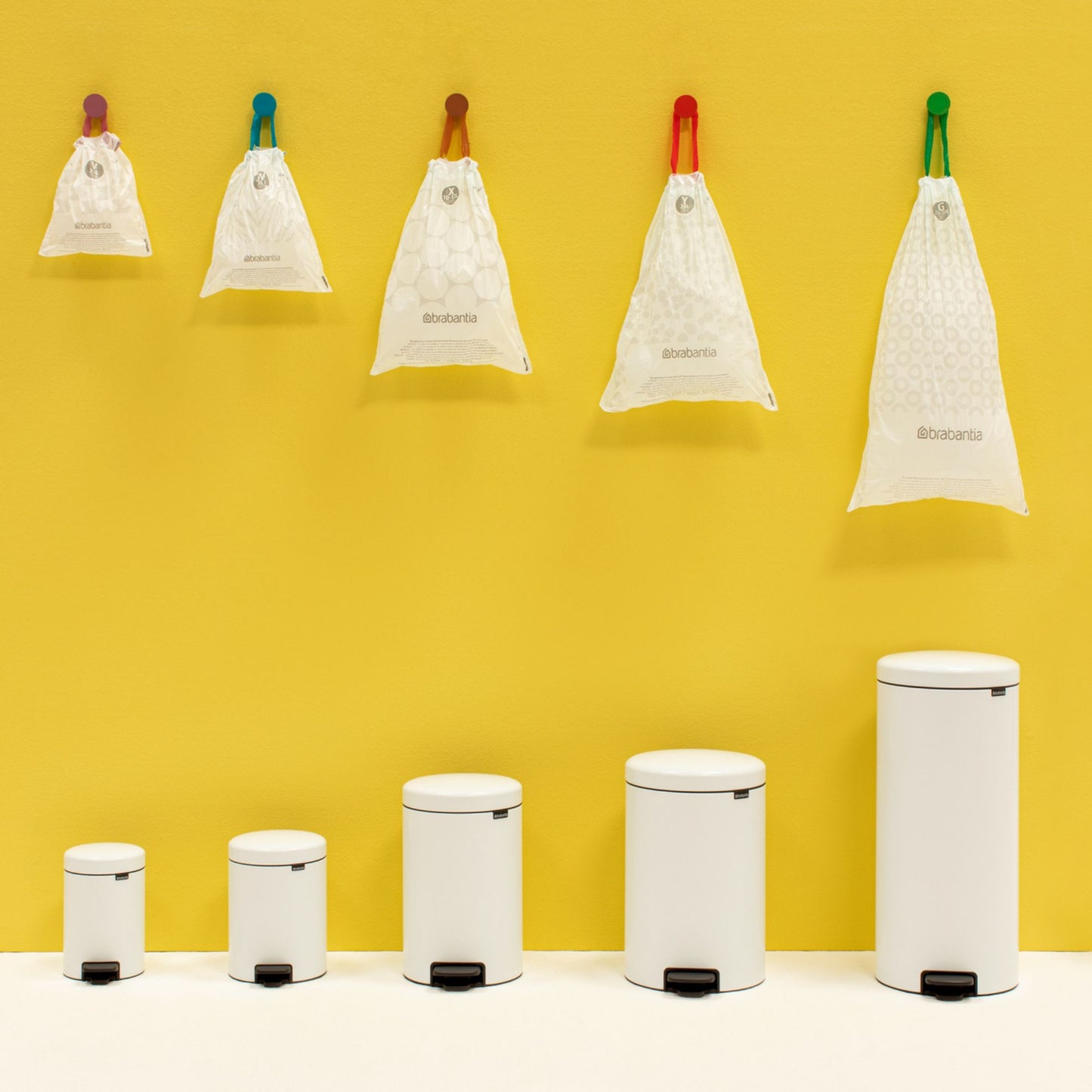 Pedal Bin NewIcon 30 Litre - White