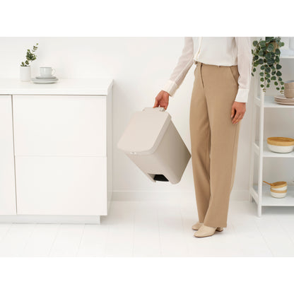 StepUp Pedal Bin 25 litre - Soft Beige