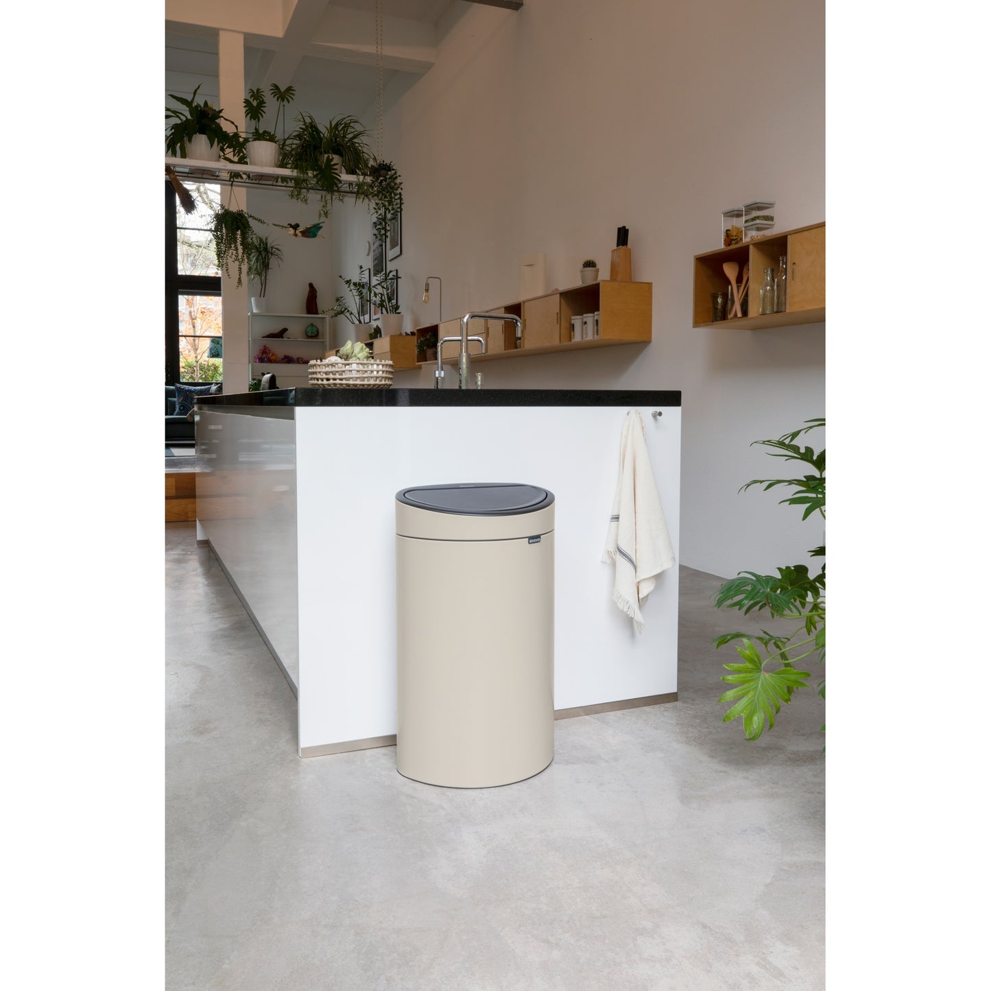 Touch Bin New 40 litre - Soft Beige
