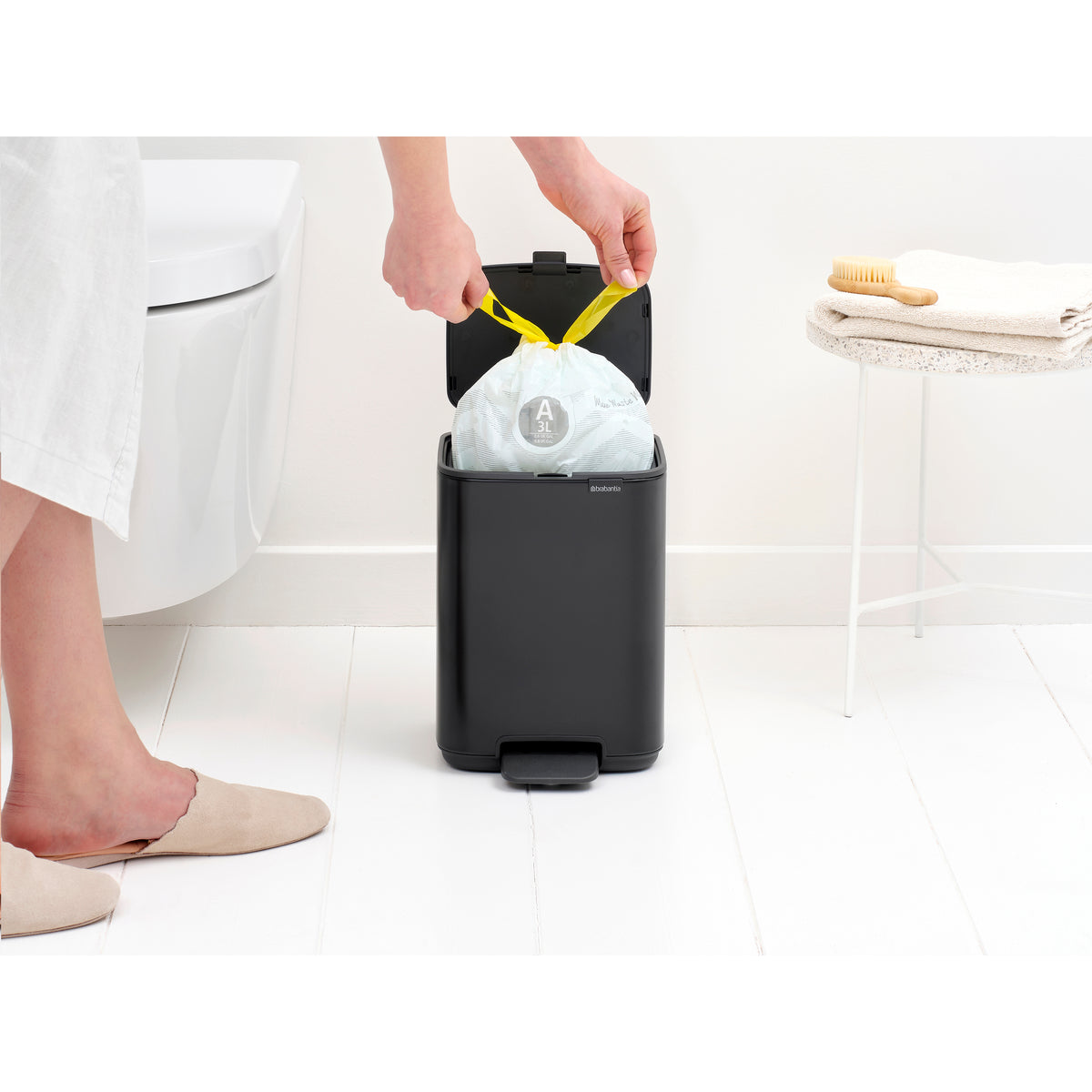 Bo Pedal Bin 4 litre - Matt Black