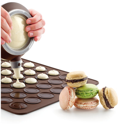 Silicone Macaron Baking Mat 40cm - Brown