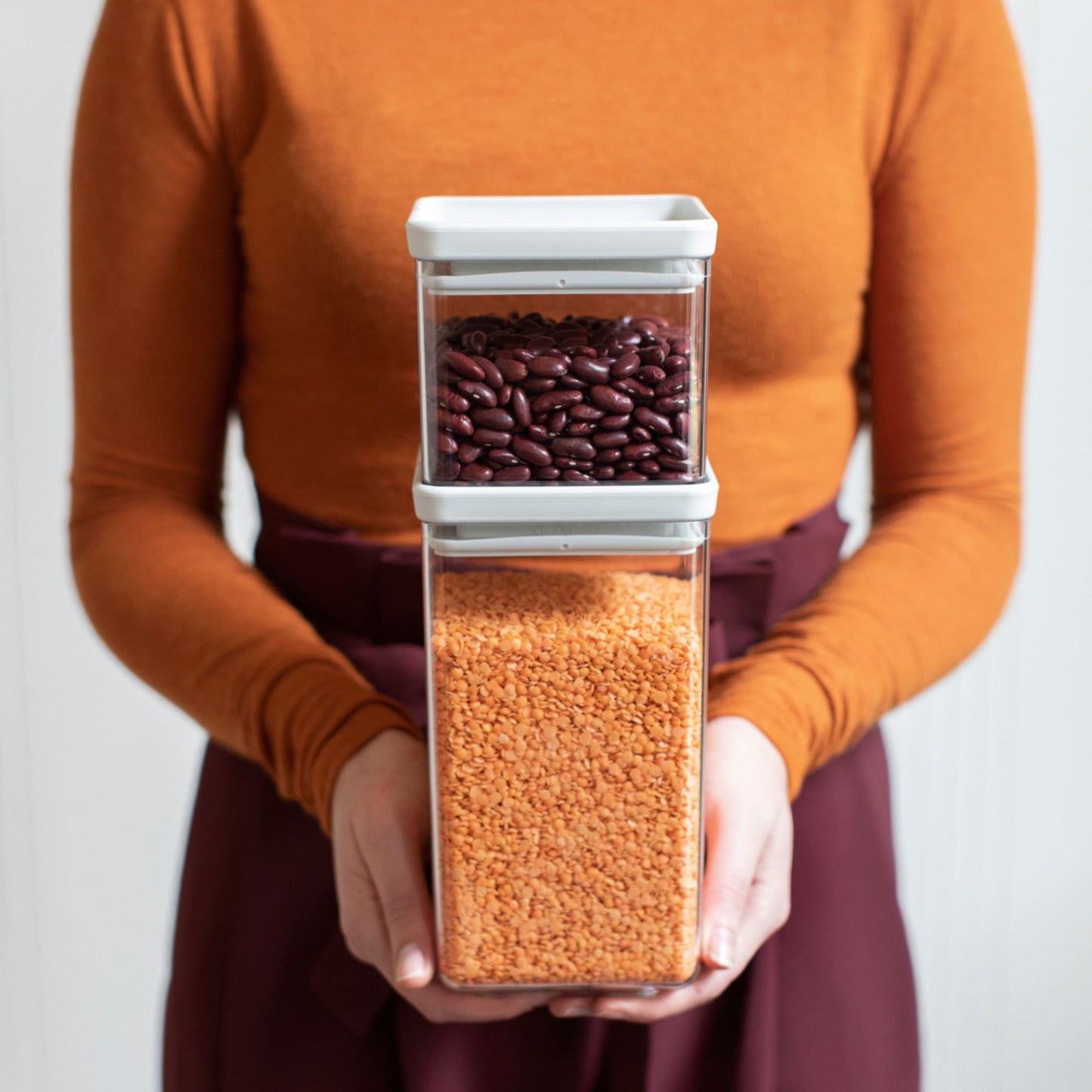 Tasty+ Square Canister 0.7 litre - Light Grey Lid