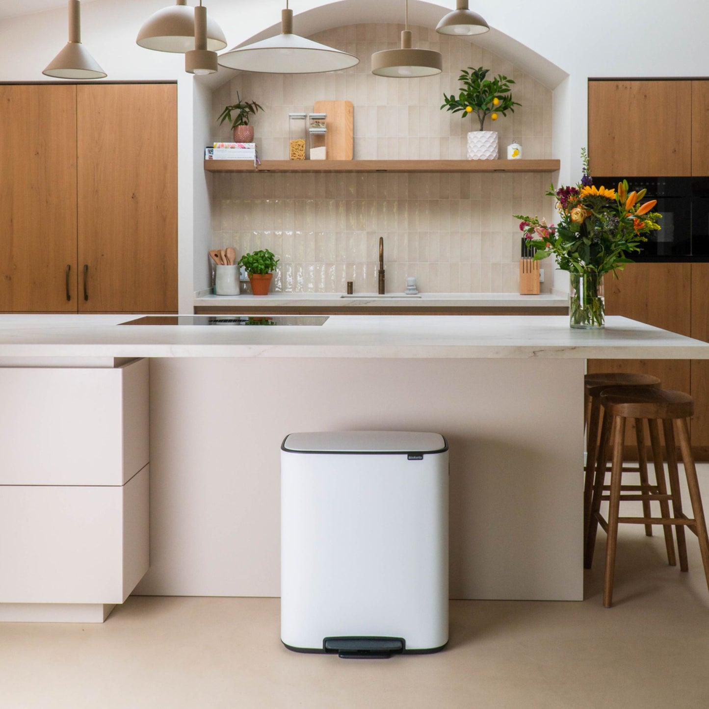 Bo Pedal Bin 60 litre - White