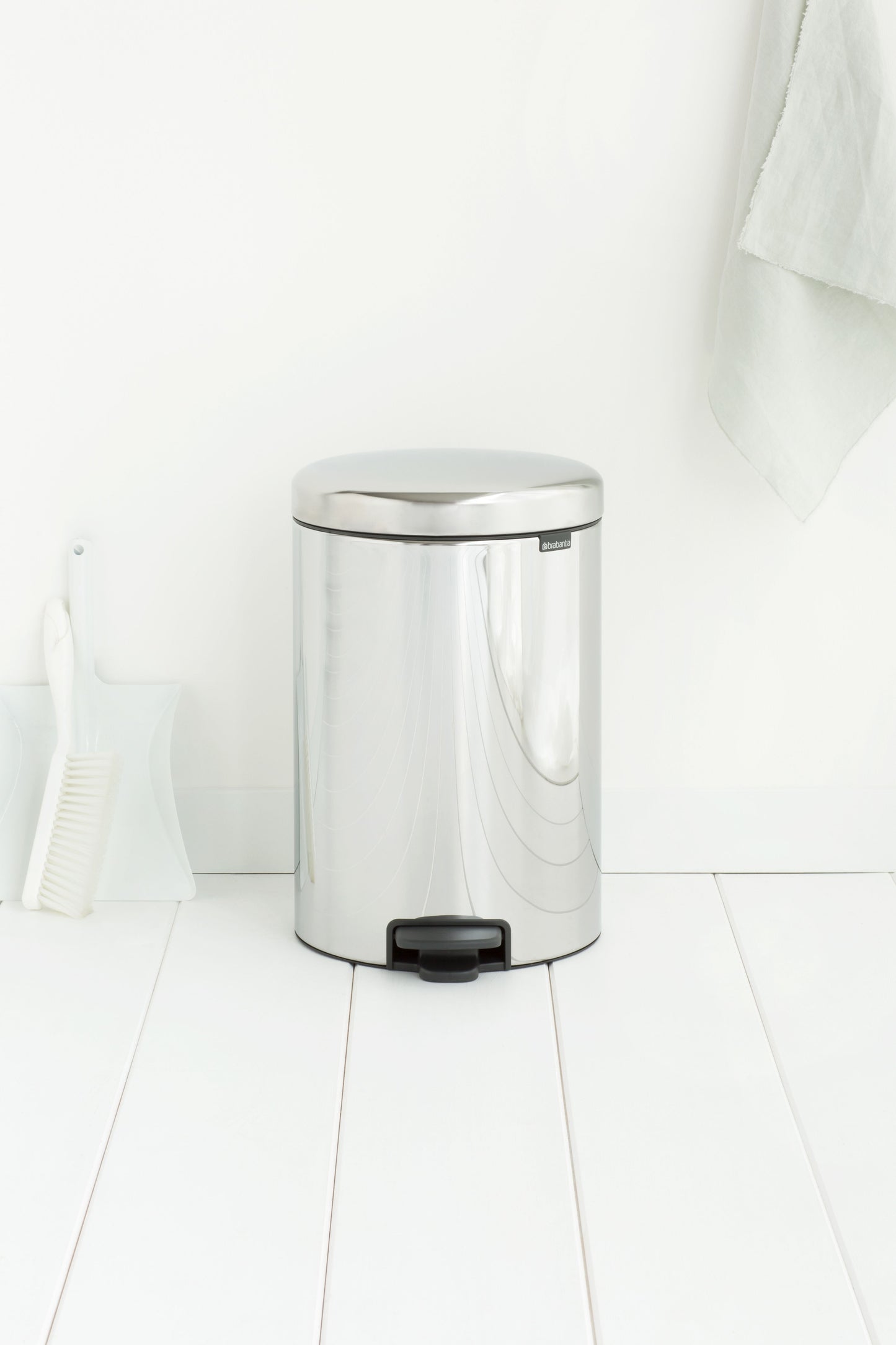 Pedal Bin NewIcon 20 Litre - Brilliant Steel