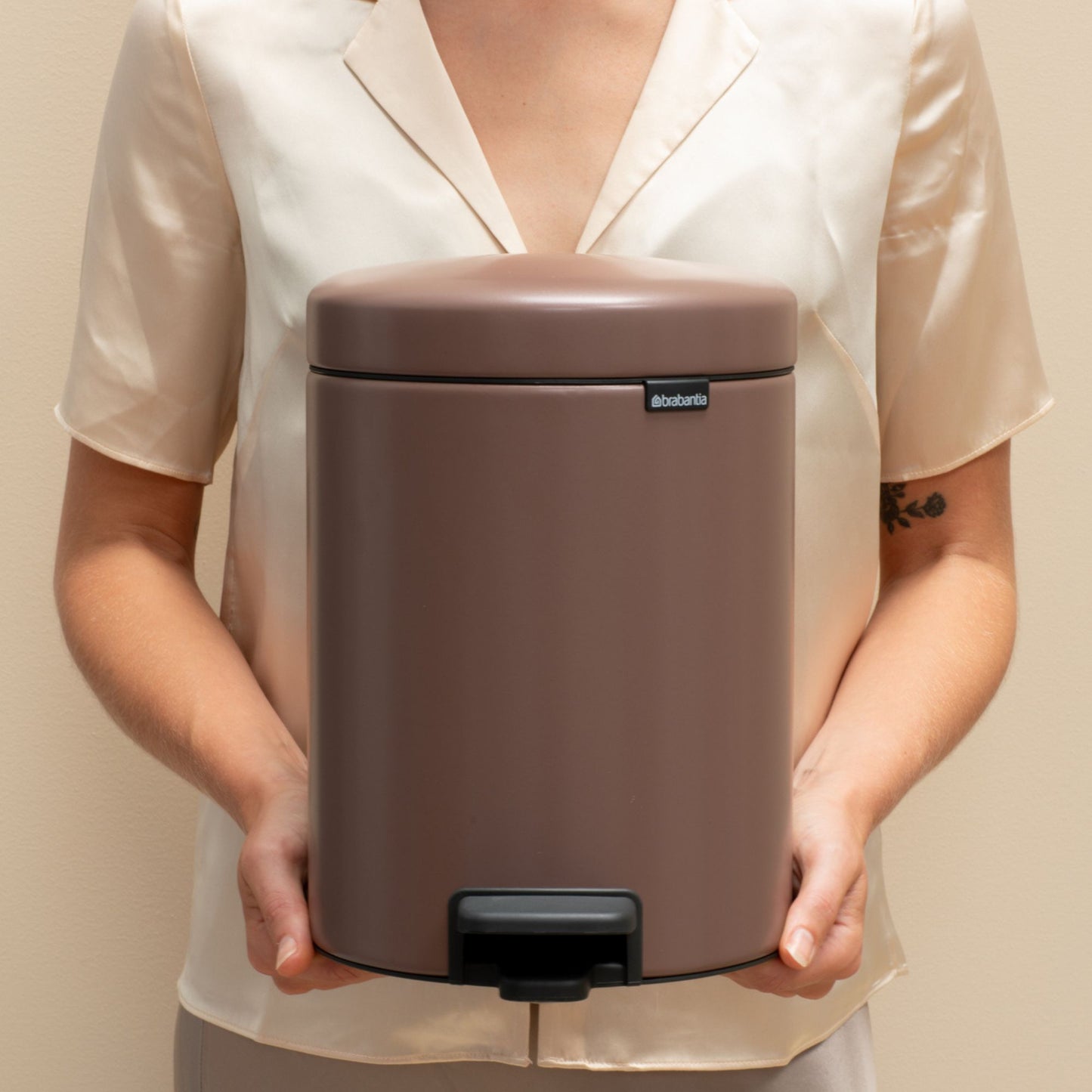 Pedal Bin NewIcon 5 litre - Satin Taupe