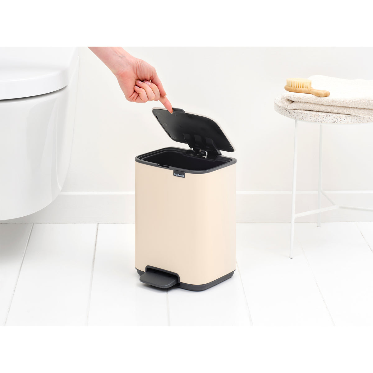 Bo Pedal Bin 4 Litre - Soft Beige