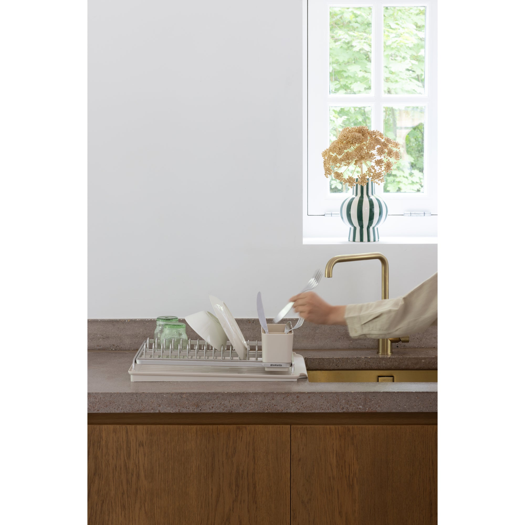 Sink side
