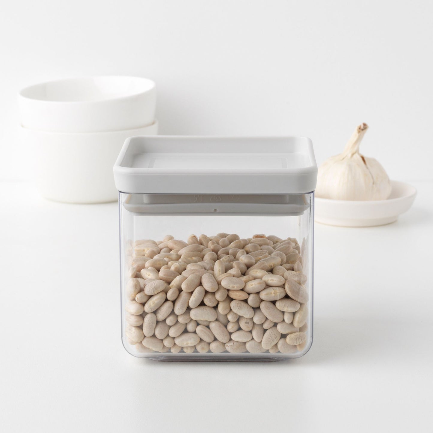 Tasty+ Square Canister 0.7 litre - Light Grey Lid