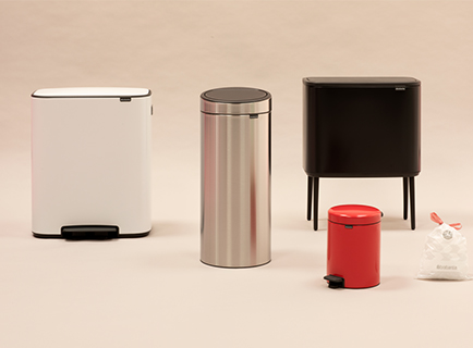 Waste bins and bins for the kitchen