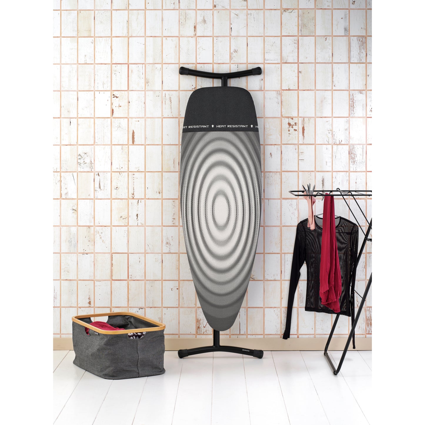 Ironing Board 135x45cm (D) Heat Resistant Iron Parking Zone - Titan Oval