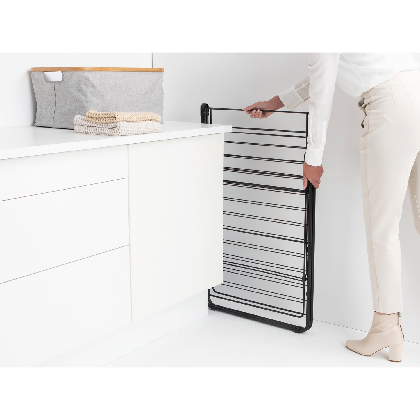 Hangon Drying Rack 25 metres Matt Black