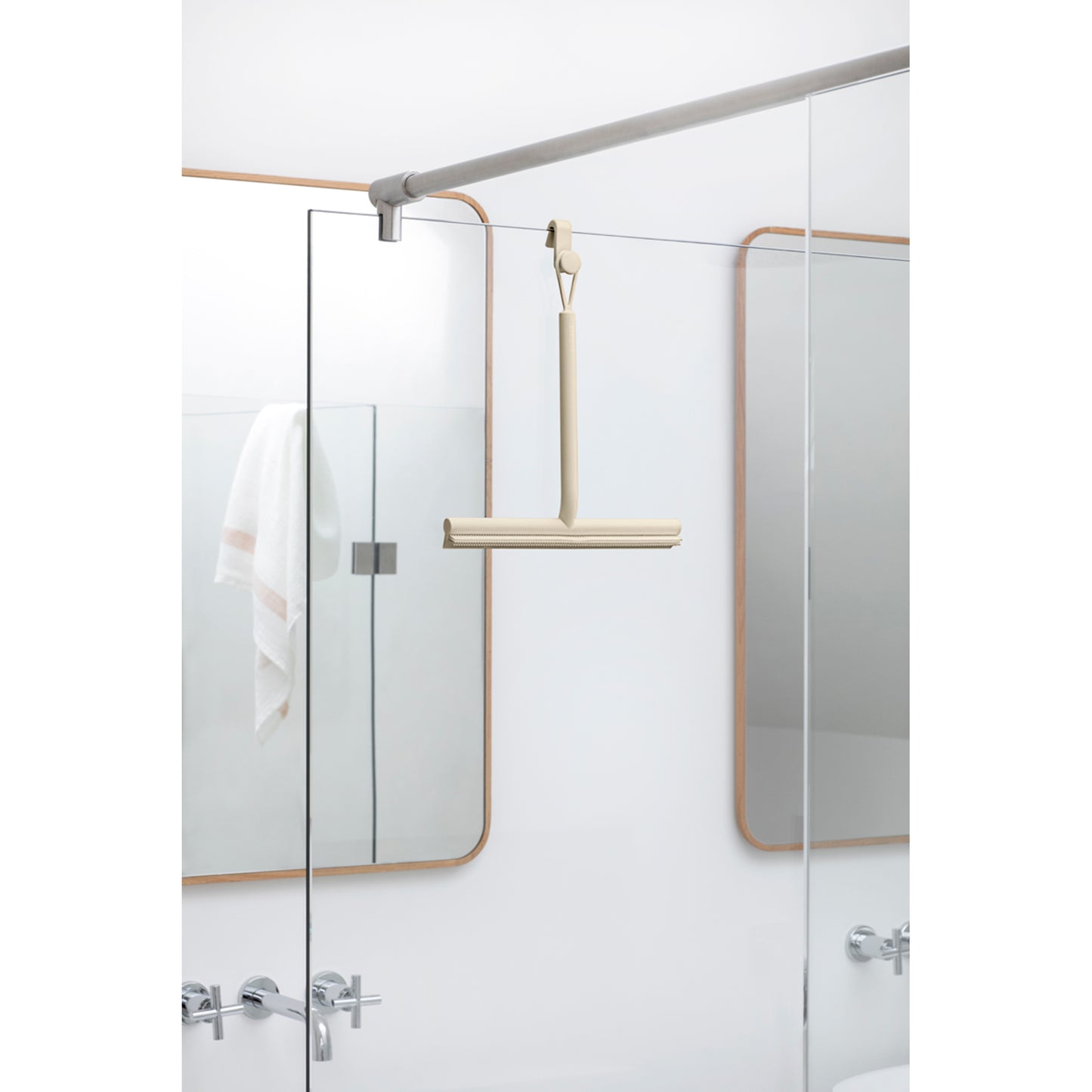 ReNew Shower Squeegee - Soft Beige