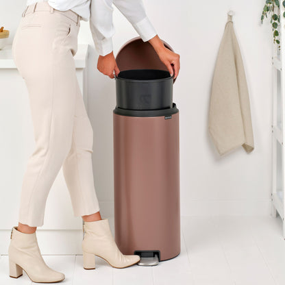 Pedal Bin NewIcon 30 litre - Satin Taupe