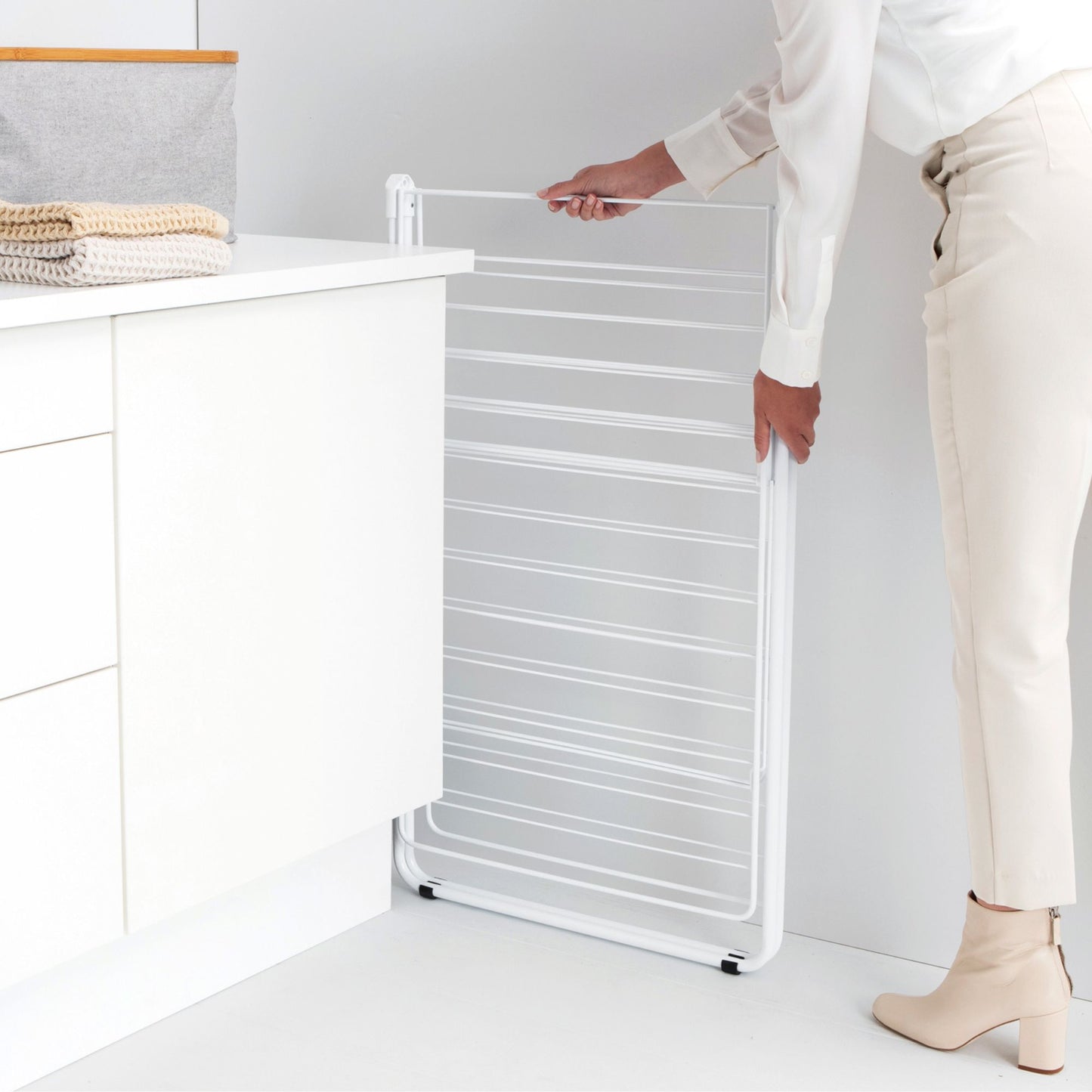 Hangon Drying Rack 25 metres Fresh White