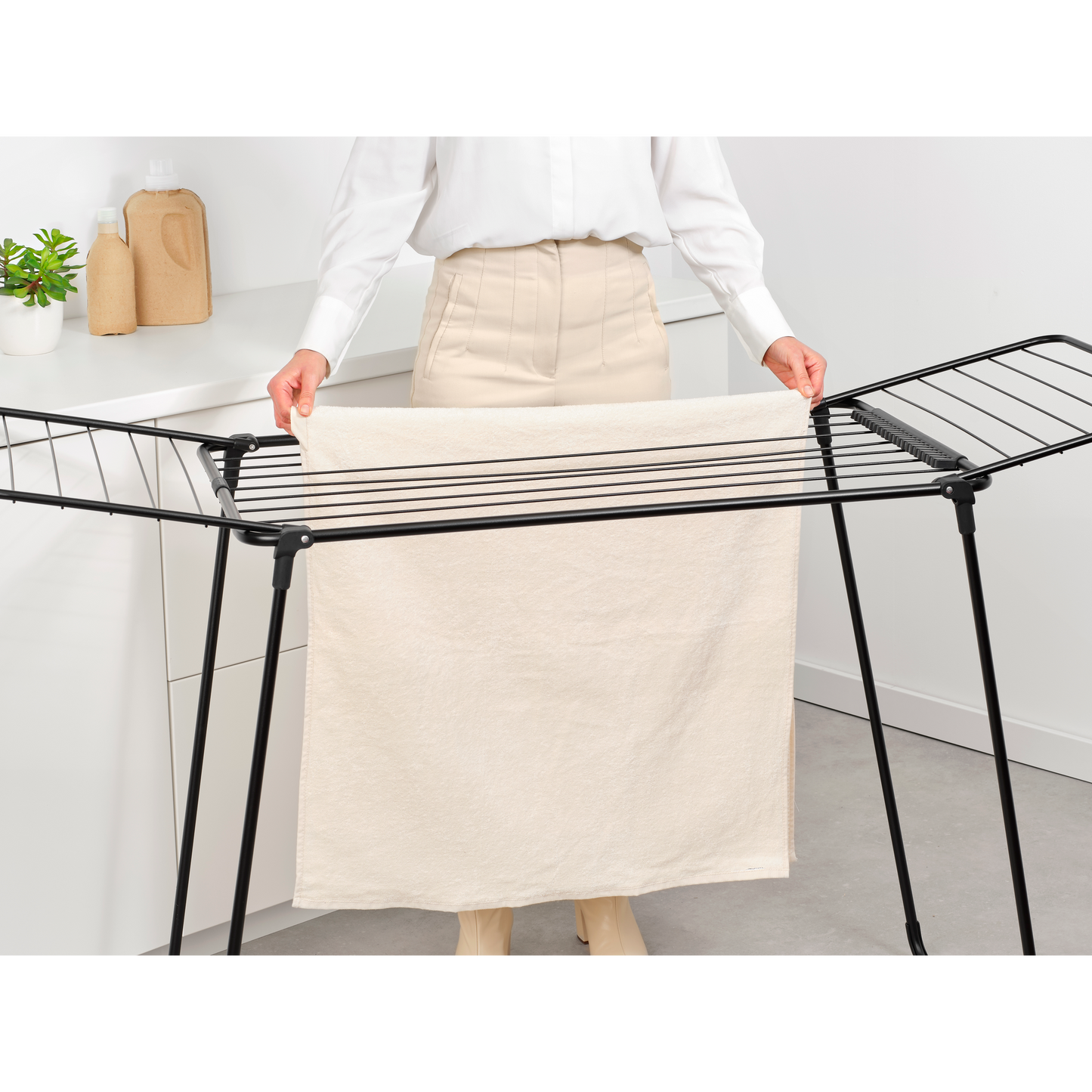 HangOn Drying Rack Too, 18 metres - Matt Black