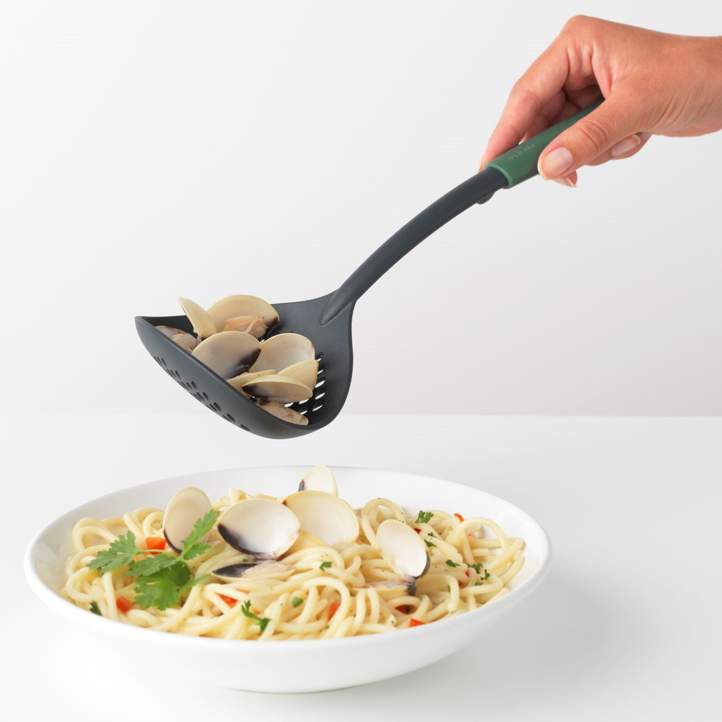 Tasty+ Skimmer plus Ladle - Fir Green