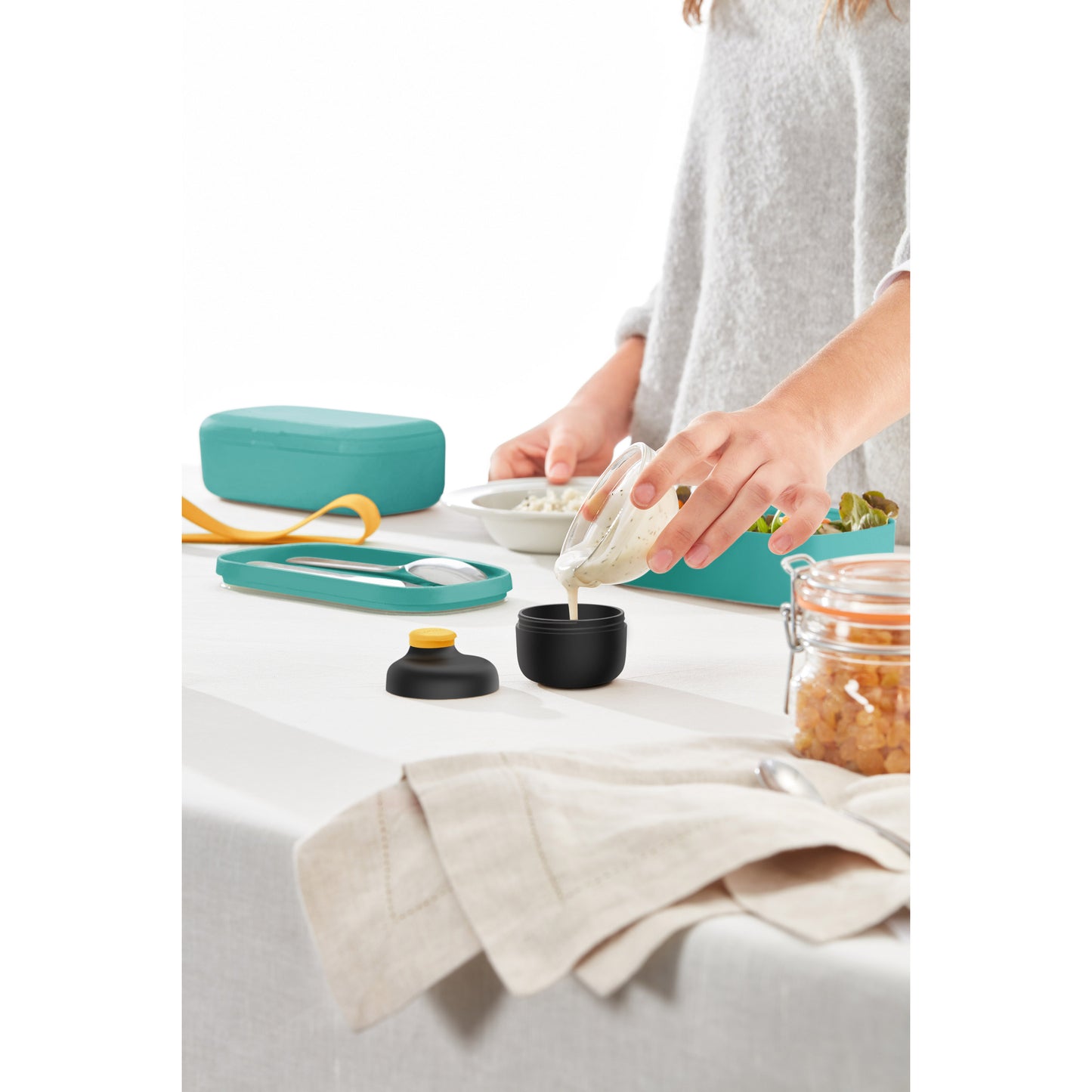 Dressing and Sauce Container To Go - Black