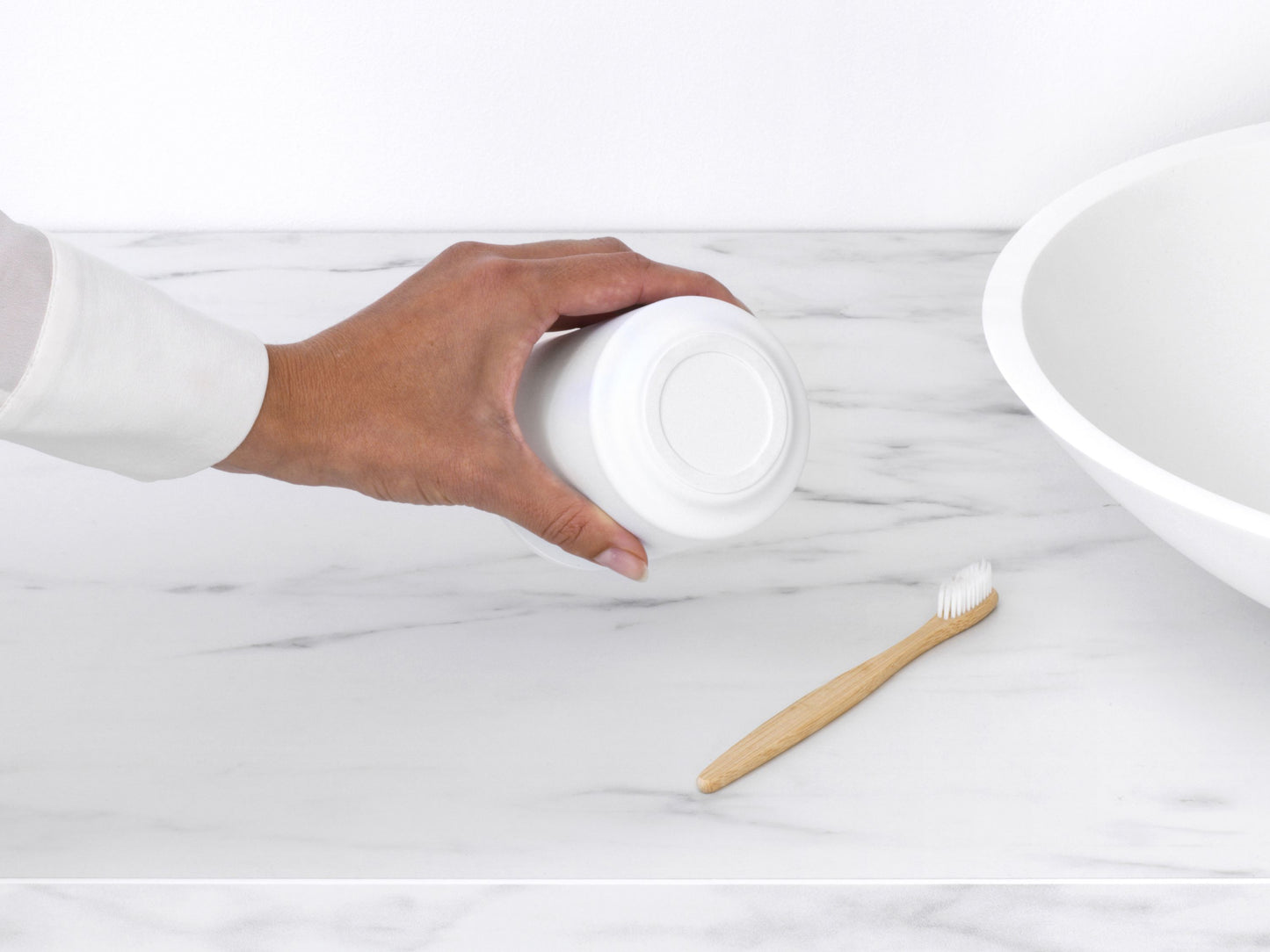 MindSet Toothbrush Holder - Mineral Fresh White