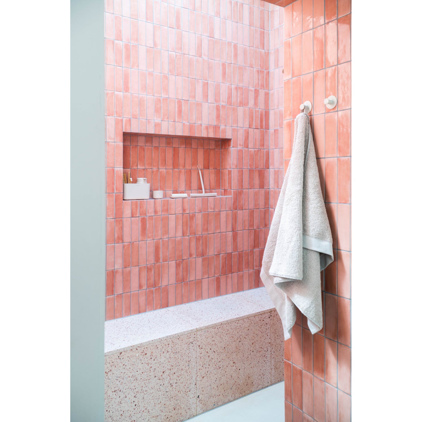 ReNew Shower Squeegee - Soft Beige