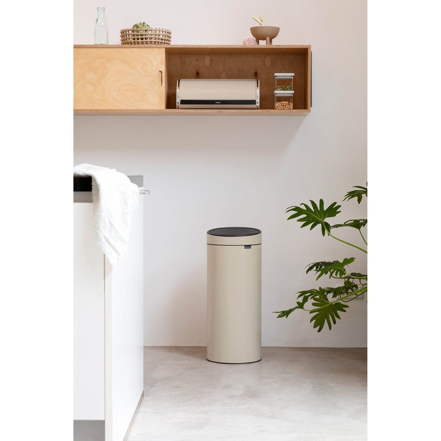 Touch Bin New 30 litre - Soft Beige