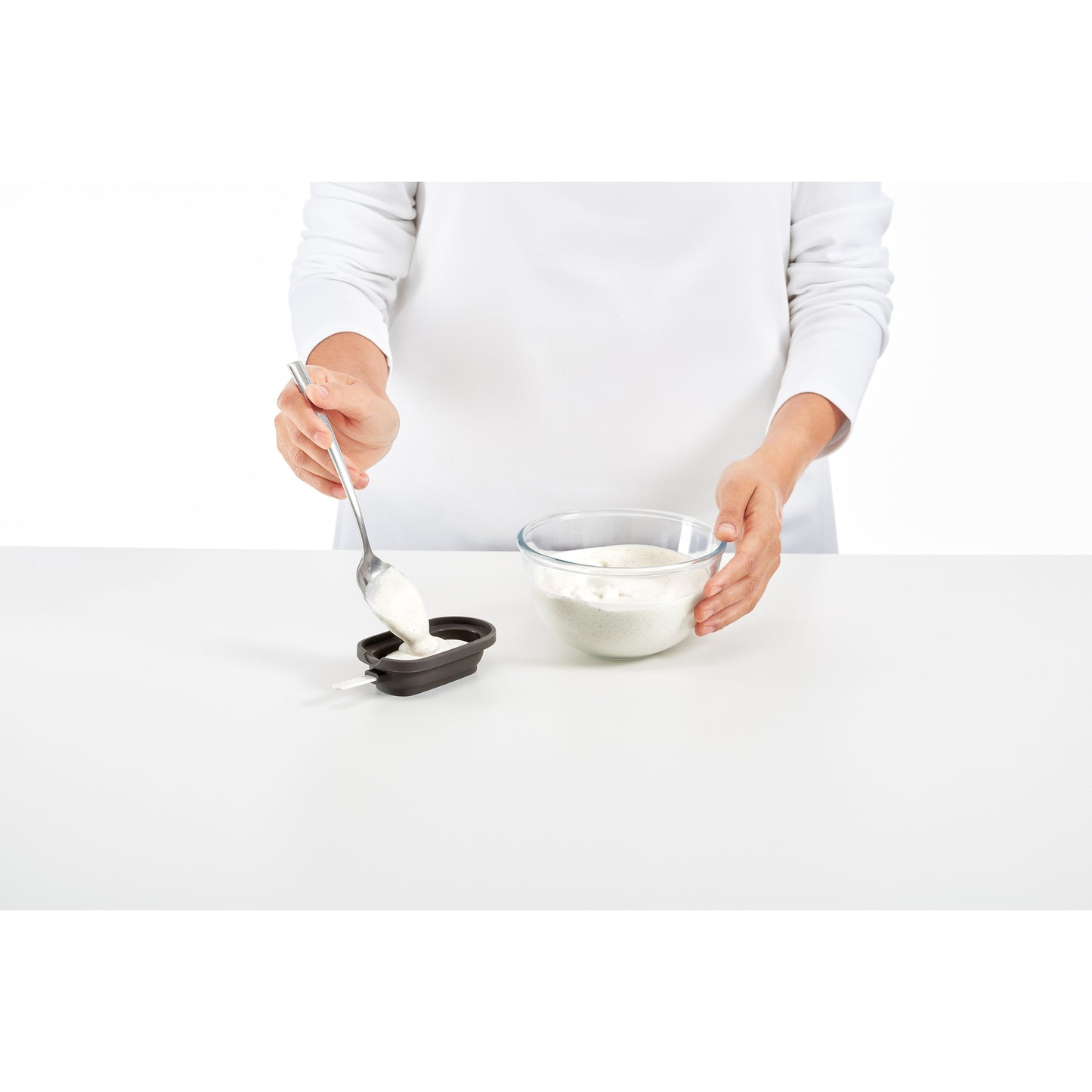 Classic Creamy Ice Cream Moulds Set of 4 - Brown