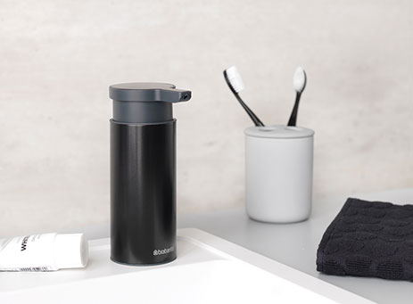 Soap dispenser & dish